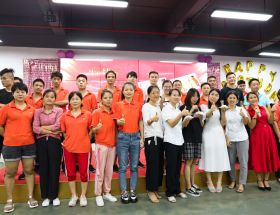 明旺生日會(huì) | 有愛才有家，暖心靠大家！